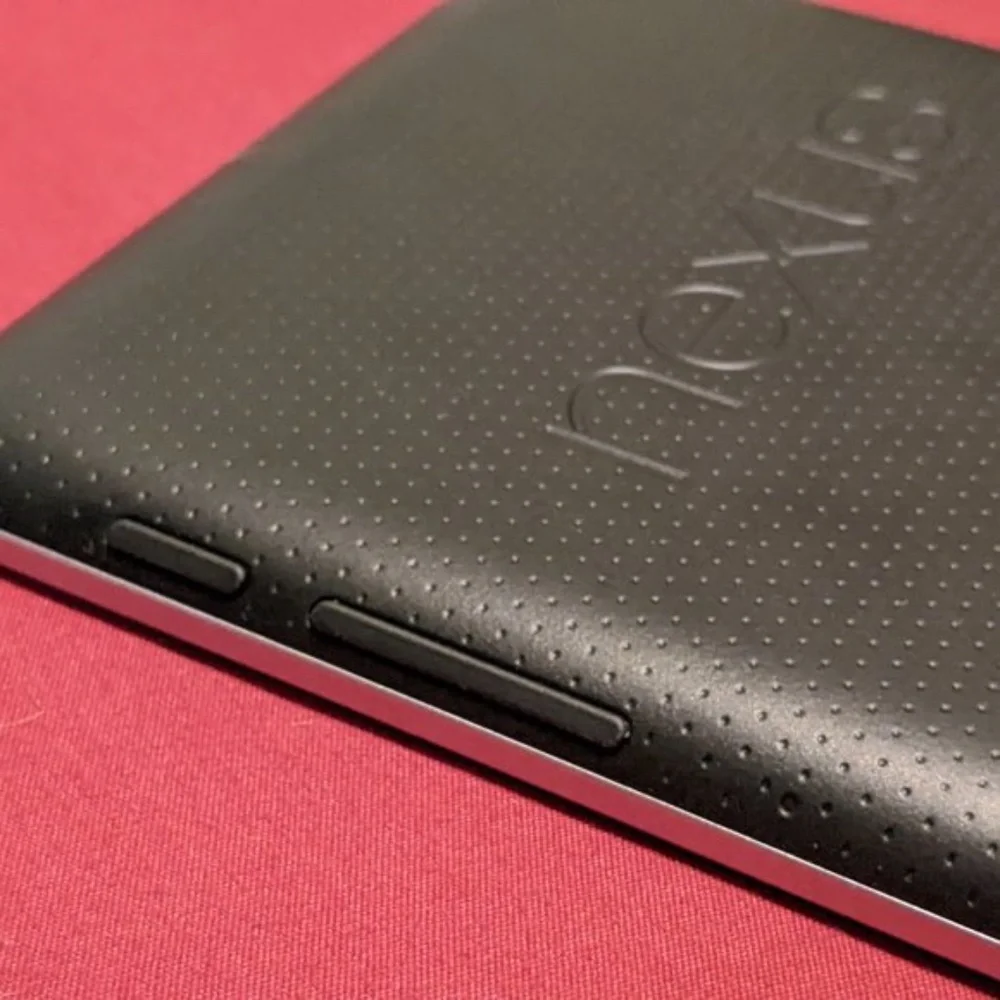 Asus Google Nexus 7 16GB (WiFi Only)***